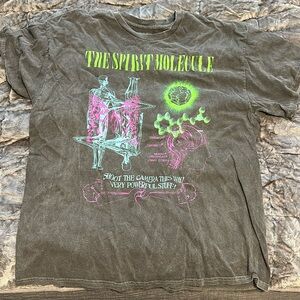 PacSun size large graphic tee.